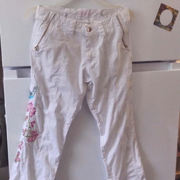 Women's Crest Pants size 5/6 - Picture 4 of 8